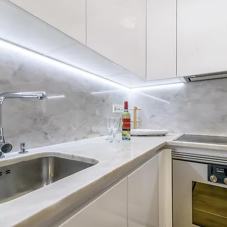 High Standard Flat Apartament